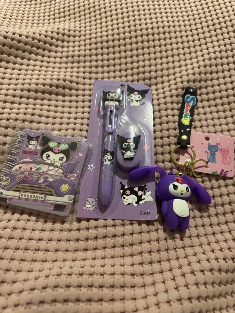NWT Sanrio Kuromi Purple Stationery Set with Keychain